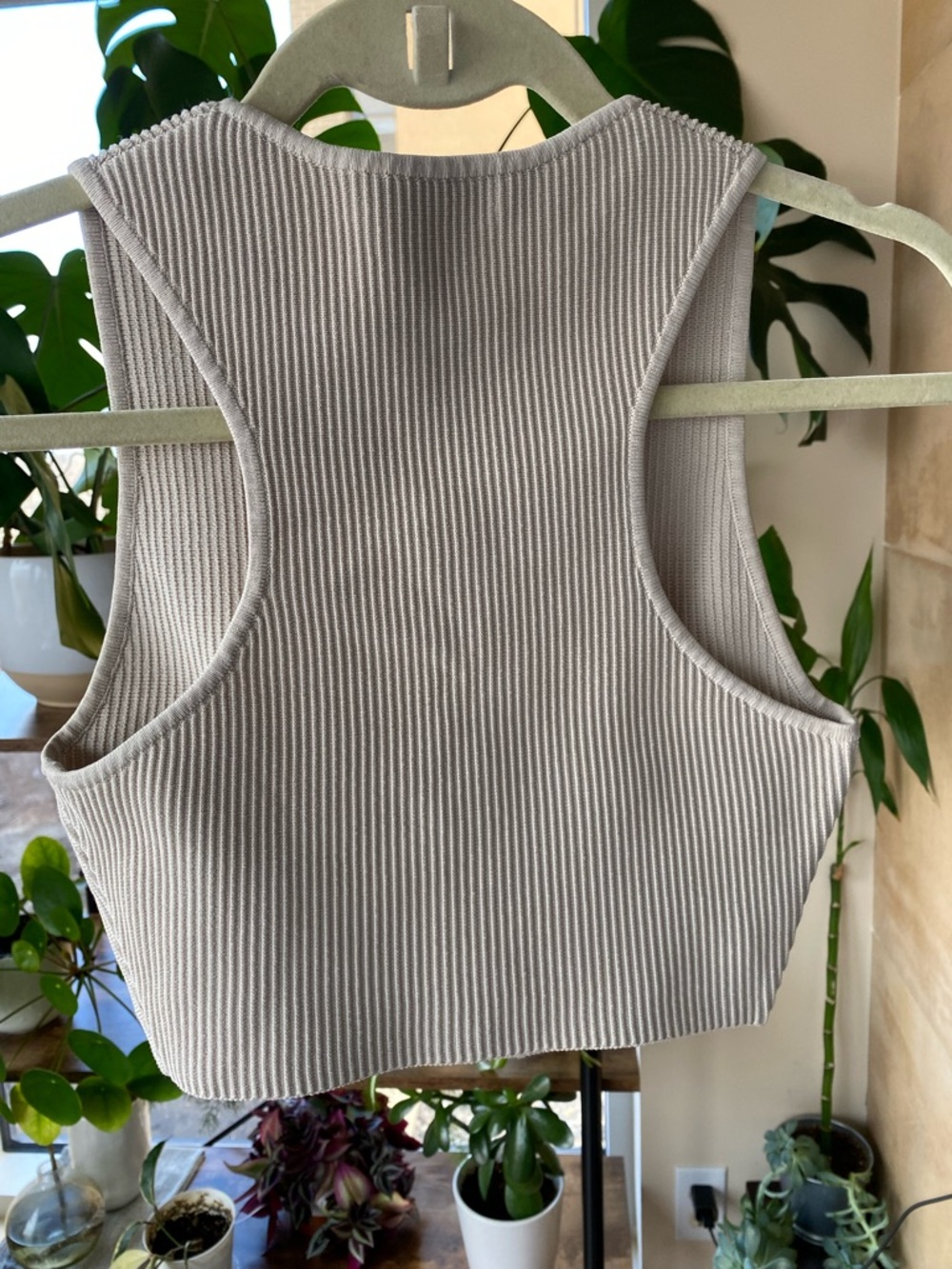 Babaton Aritzia Tank Top - Picture 3 of 5